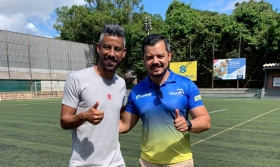 Léo Moura visita AABB Porto Alegre